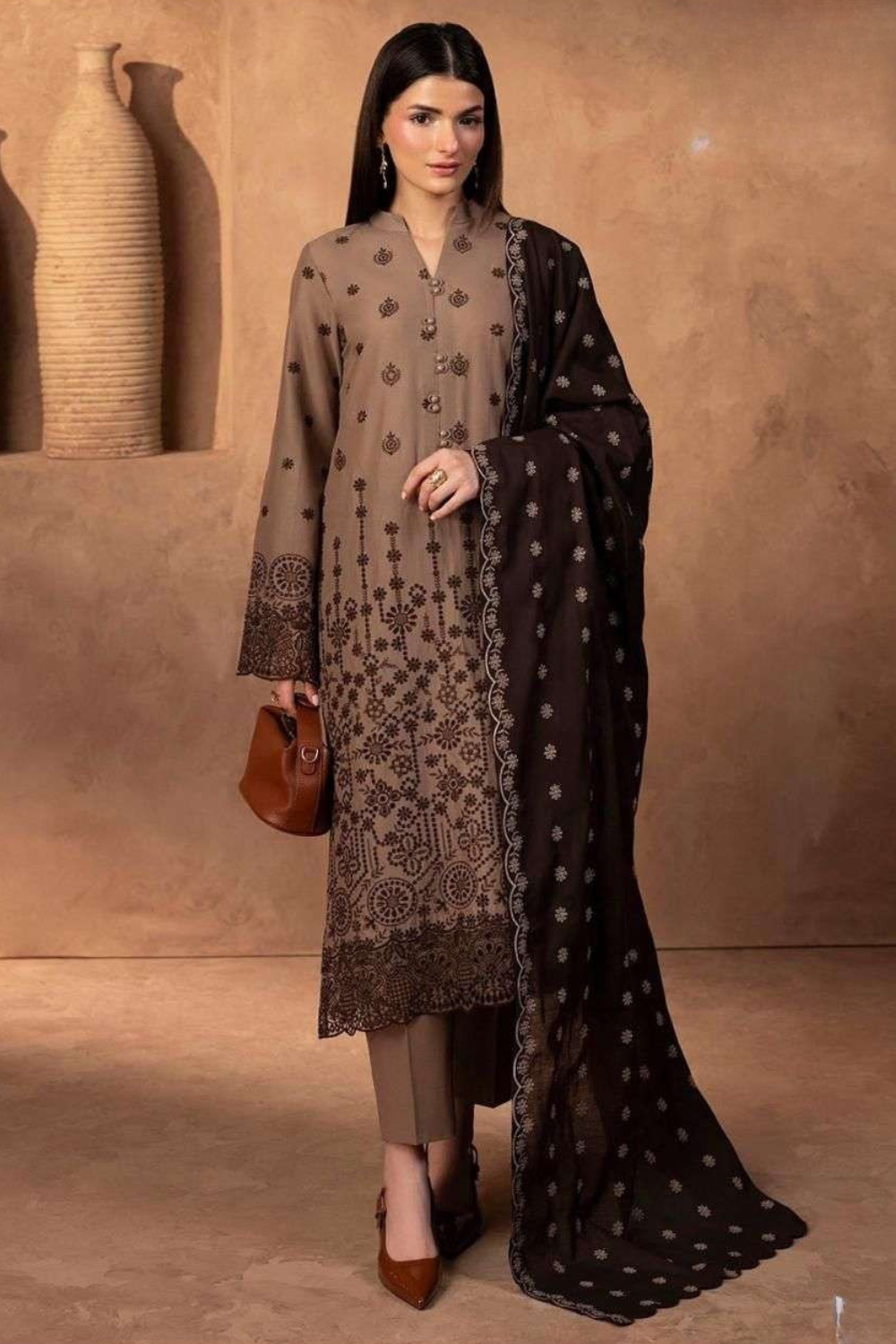 Readymade Pure Lawn Cotton Suits