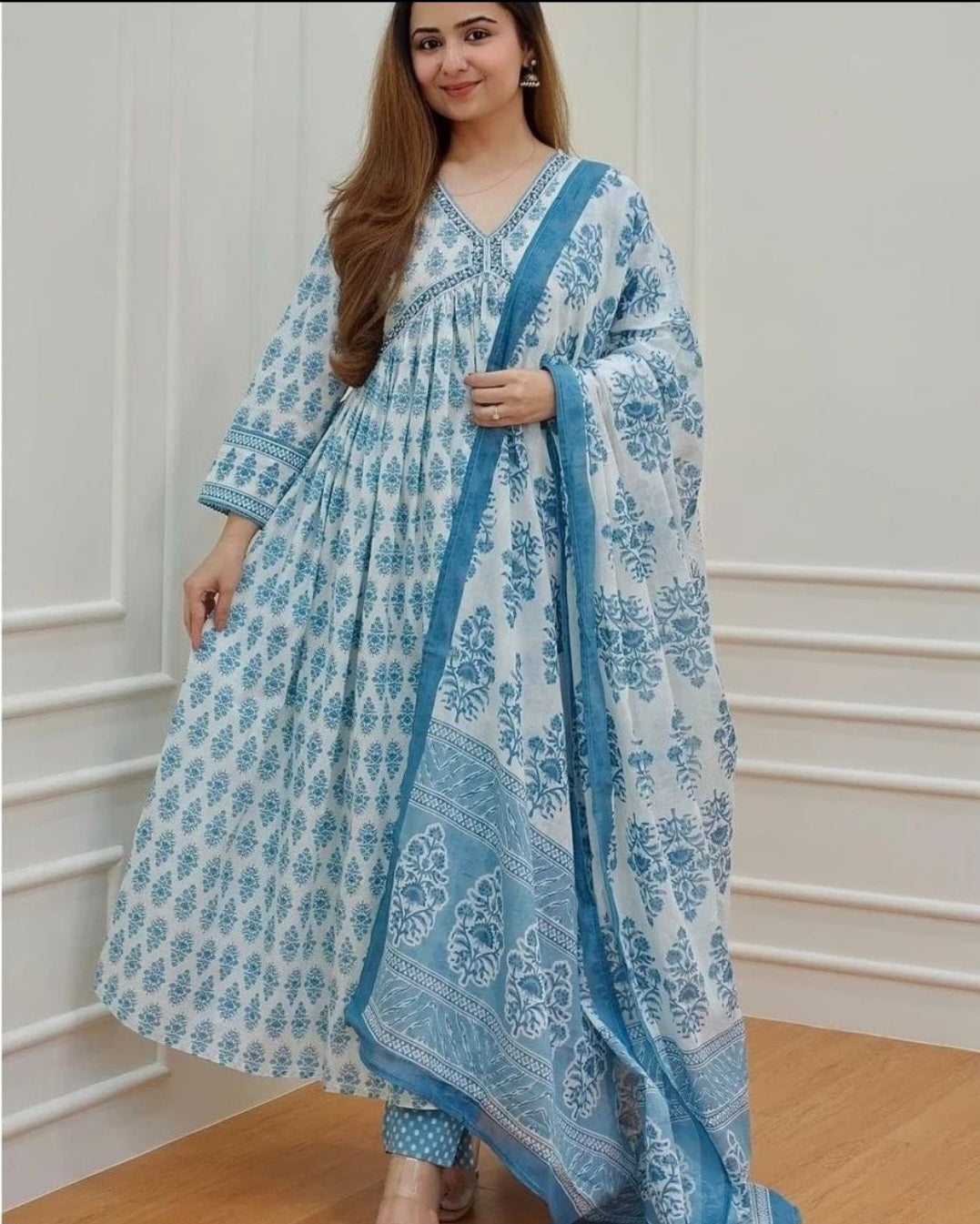Aliya Cut 3PCS Set