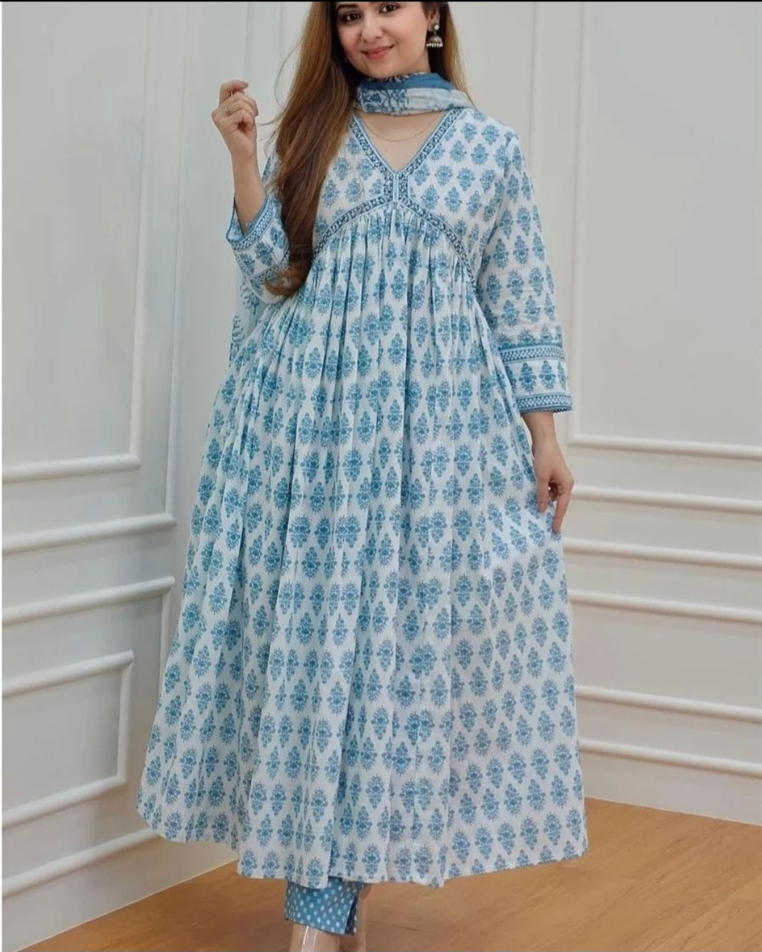 Aliya Cut 3PCS Set
