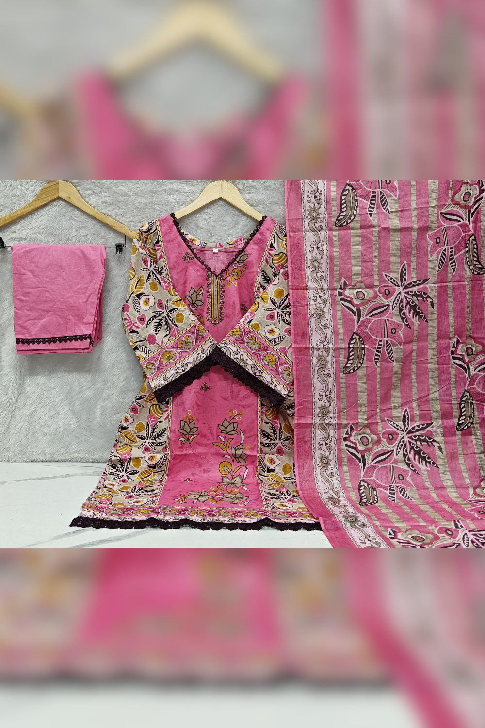 Readymade Pure Lawn Cotton Suits