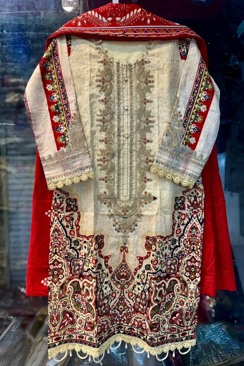 Exclusive Embroidered Lawn Suits (Readymade)