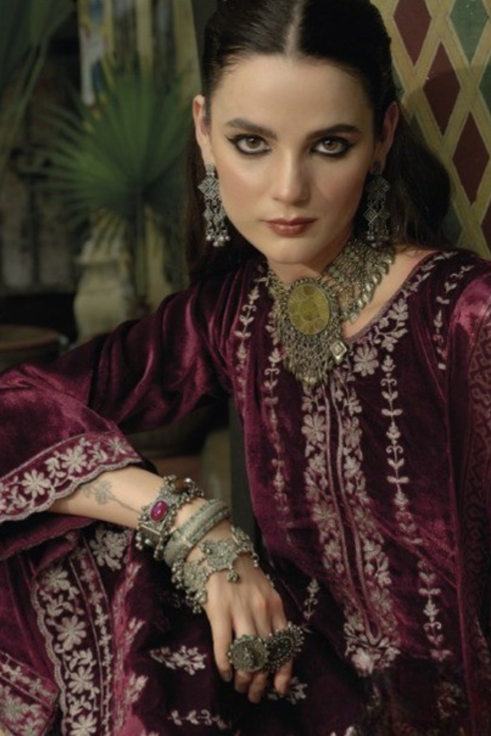 Luxury Velvet With Brasso Dupatta (UNSTITCHED)