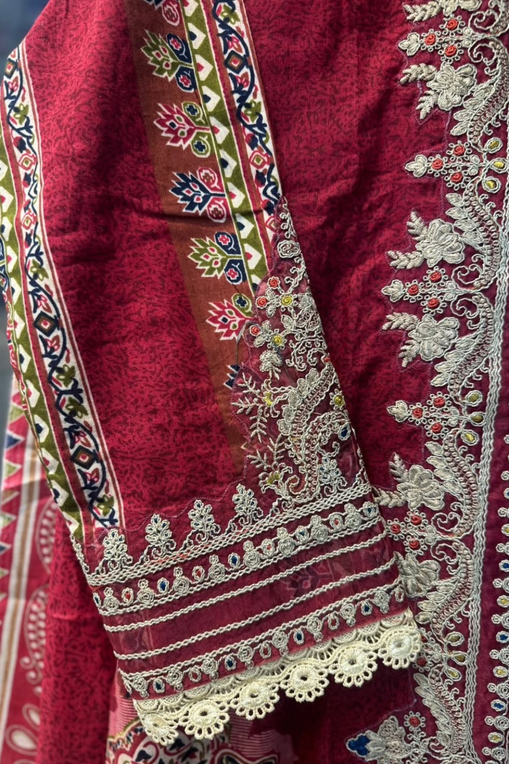 Exclusive Embroidered Lawn Suits (Readymade)