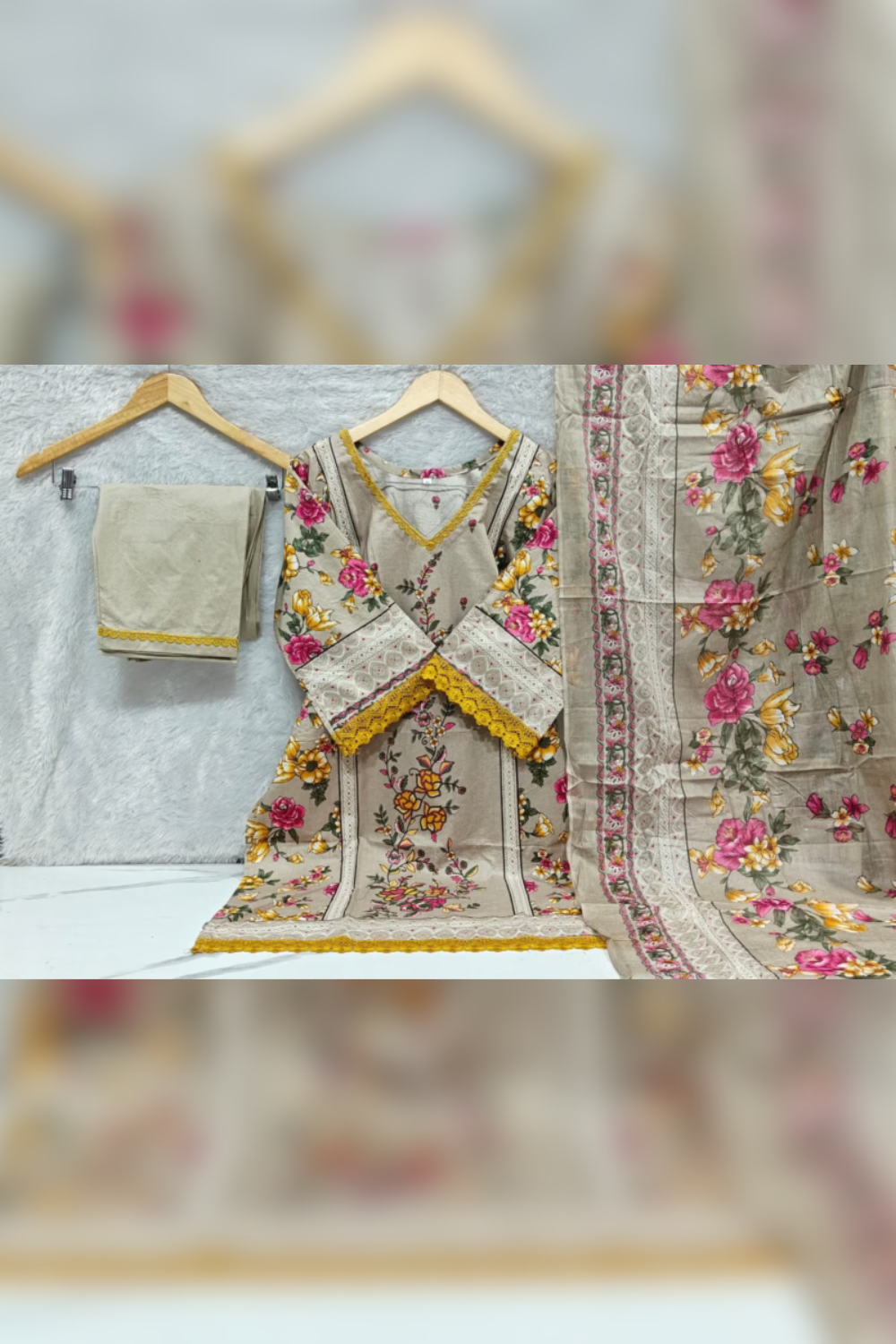 Readymade Pure Lawn Cotton Suits
