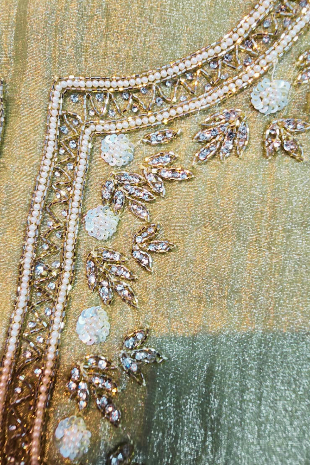 Salsa Crush with Slender Panel Work (UNSTITCHED)